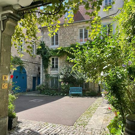 Besancon: Charmant Duplex Au Pied De La Citadelle Экстерьер фото